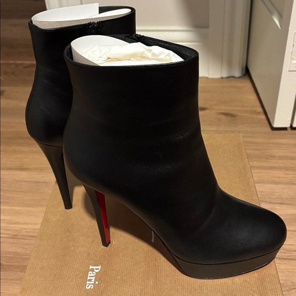 Christian Louboutin Bianca booty 120mm nappa shiny - Picture 12 of 16
